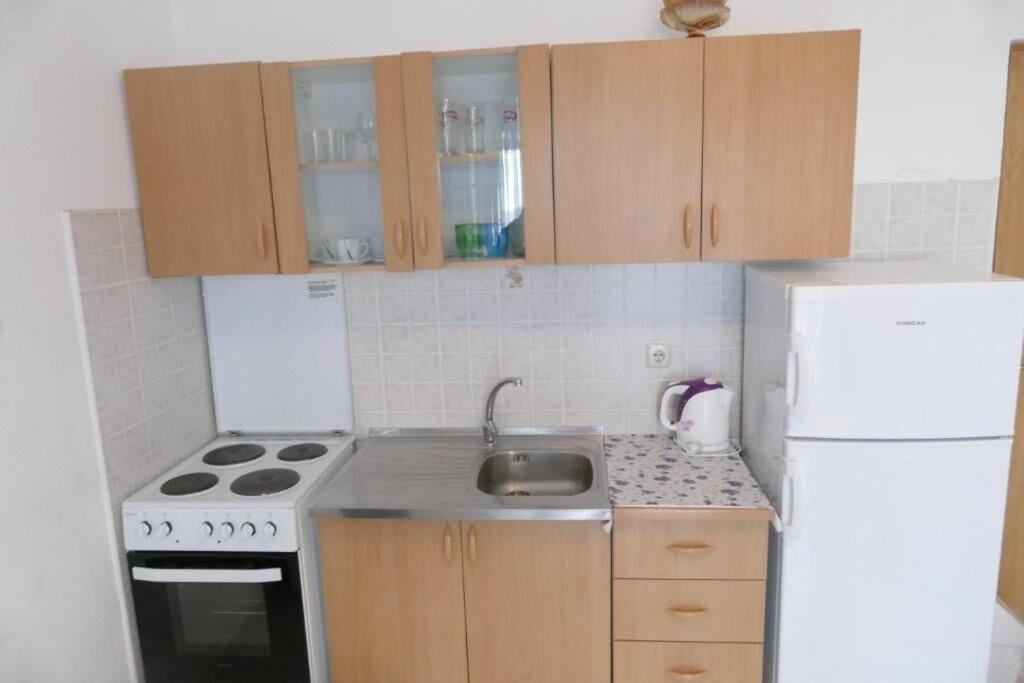 Apartments Jasmin Barbat na Rabu Exterior photo