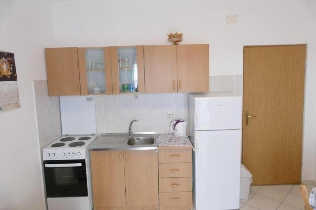 Apartments Jasmin Barbat na Rabu Exterior photo