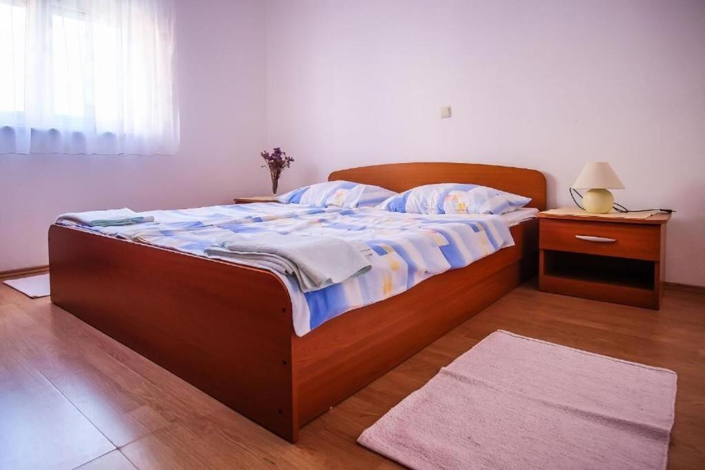 Apartments Jasmin Barbat na Rabu Exterior photo