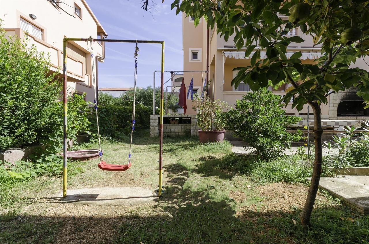 Apartments Jasmin Barbat na Rabu Exterior photo