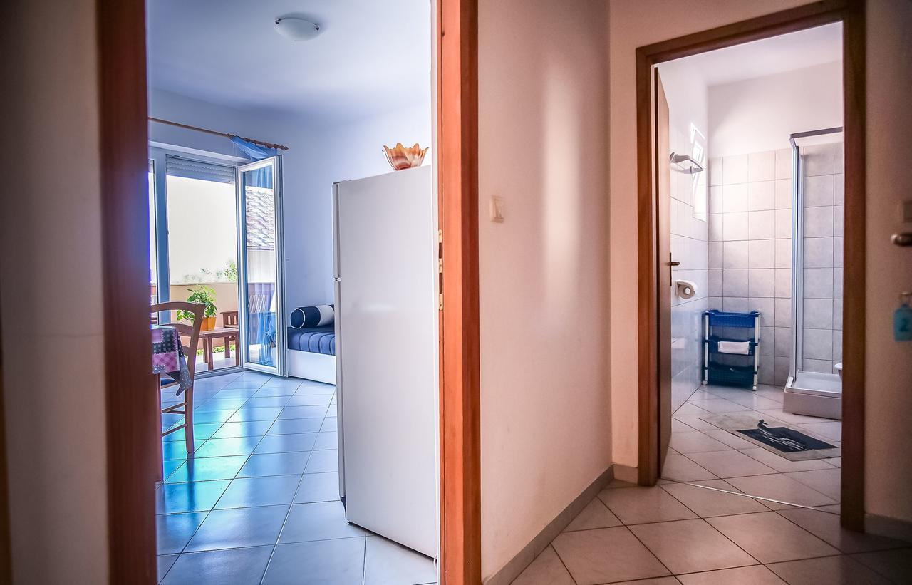 Apartments Jasmin Barbat na Rabu Exterior photo