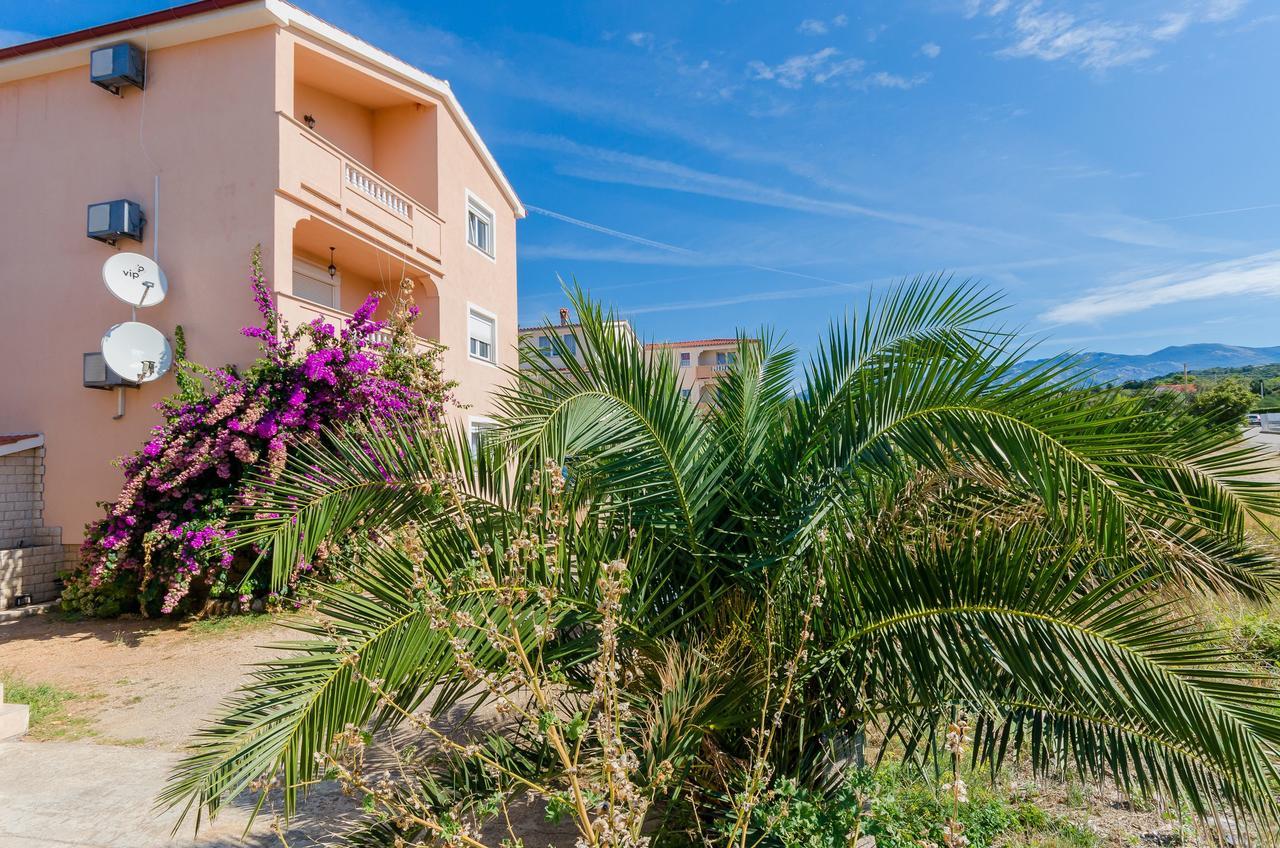 Apartments Jasmin Barbat na Rabu Exterior photo