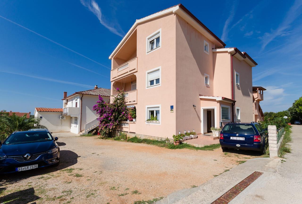 Apartments Jasmin Barbat na Rabu Exterior photo