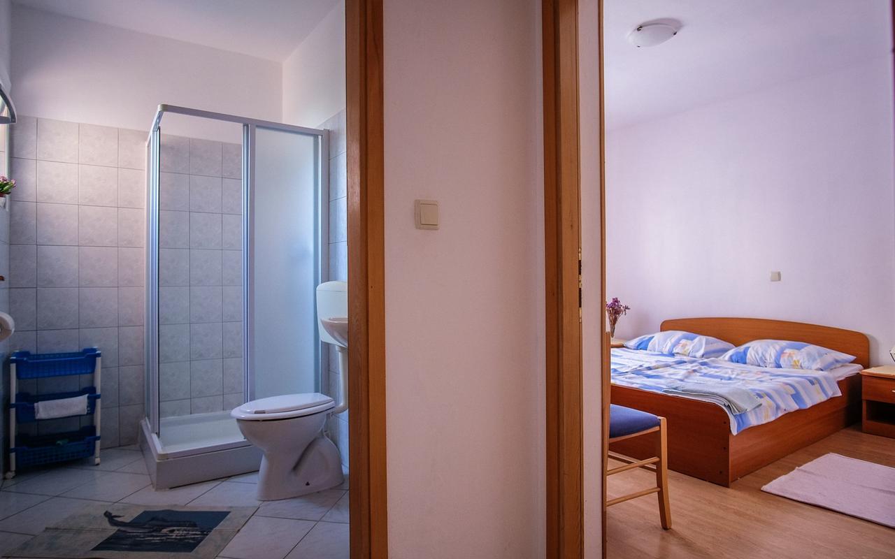 Apartments Jasmin Barbat na Rabu Exterior photo